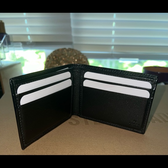 Mens Bi-Fold Gucci Wallet - Picture 5 of 9
